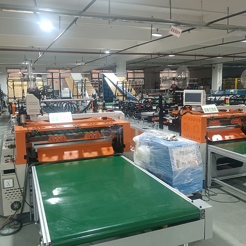 Машина для изготовления пакетов с пузырчатой пленкой